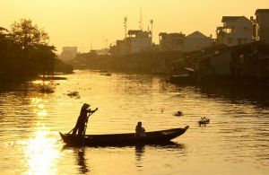 Đò Ngang - Thơ Nguyễn Đức Bình