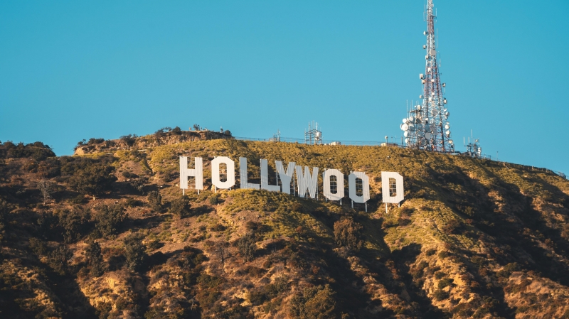 Phim Hollywood hết thời hốt bạc ở châu Á