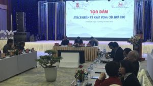 'Thơ ngày nay xa rời hiện thực'