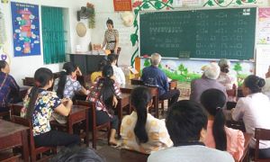 'Vật vã' tìm người tham gia hội phụ huynh học sinh