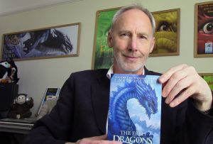 Trở thành nhà văn best seller từ hình phạt đọc sách